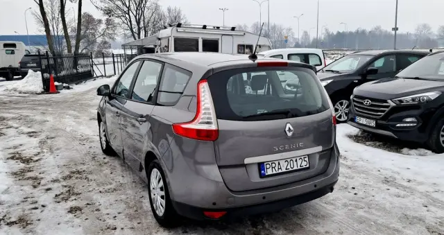 RENAULT Scenic 1.6 16V Expression