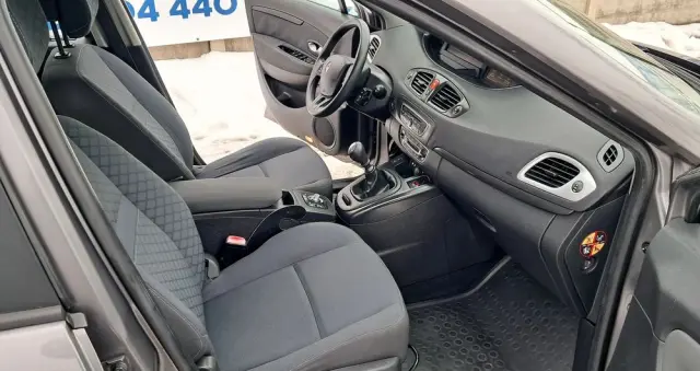 RENAULT Scenic 1.6 16V Expression