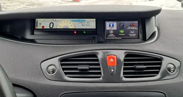 RENAULT Scenic 1.6 16V Expression