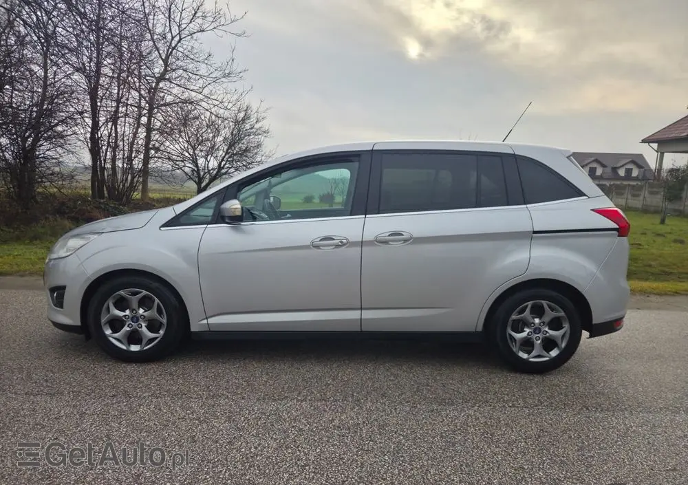 FORD Grand C-MAX 1.6 TDCi Ambiente