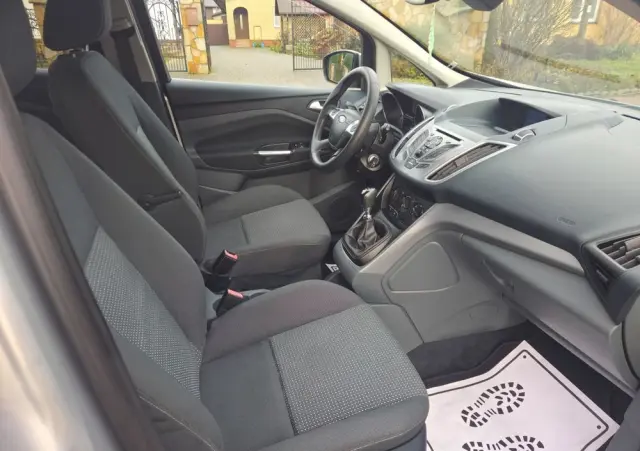 FORD Grand C-MAX 1.6 TDCi Ambiente