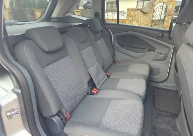 FORD Grand C-MAX 1.6 TDCi Ambiente