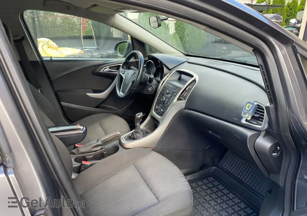 OPEL Astra 1.4 Cosmo