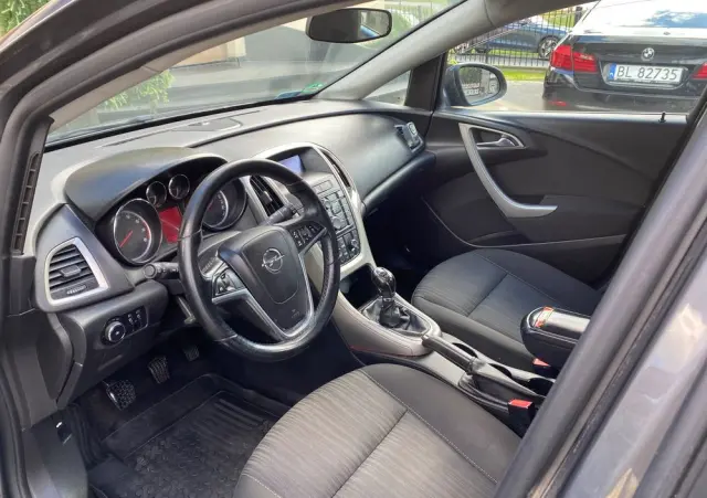 OPEL Astra 1.4 Cosmo
