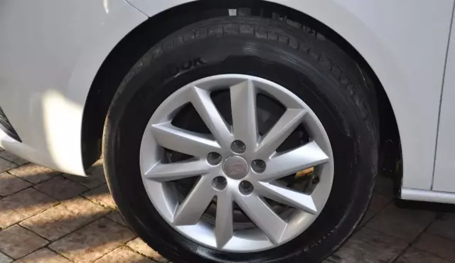 SEAT Ibiza 1.4 (85 KM)