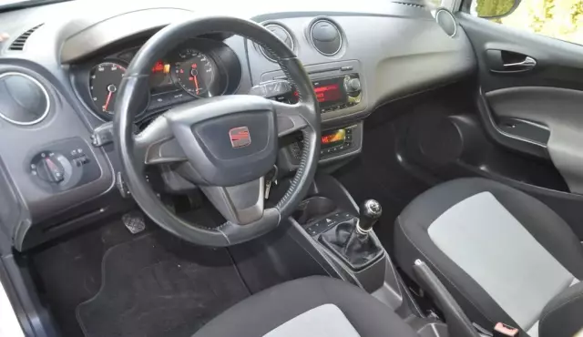 SEAT Ibiza 1.4 (85 KM)