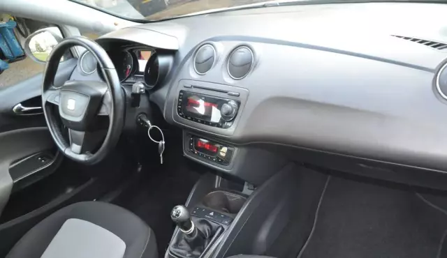 SEAT Ibiza 1.4 (85 KM)
