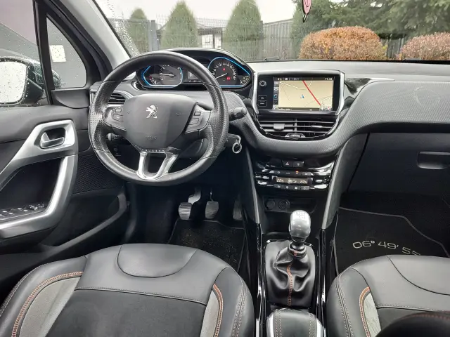 PEUGEOT 2008 Allure S&S