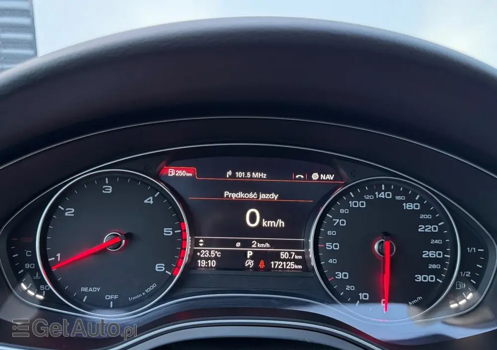 AUDI A6 Avant 2.0 TDI Ultra S tronic