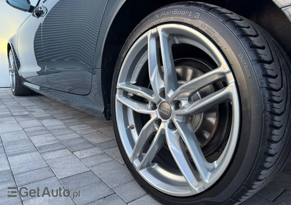 AUDI A6 Avant 2.0 TDI Ultra S tronic