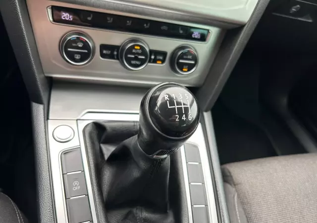 VOLKSWAGEN Passat 2.0 TDI BMT Highline