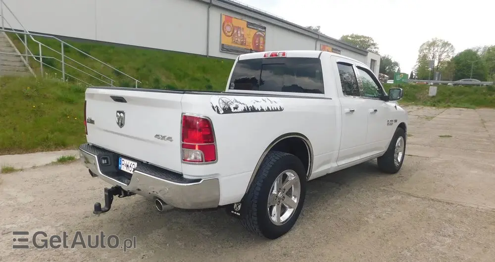 DODGE RAM 5.7 4x4