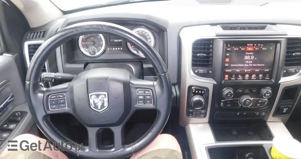 DODGE RAM 5.7 4x4
