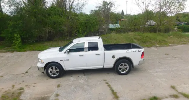 DODGE RAM 5.7 4x4