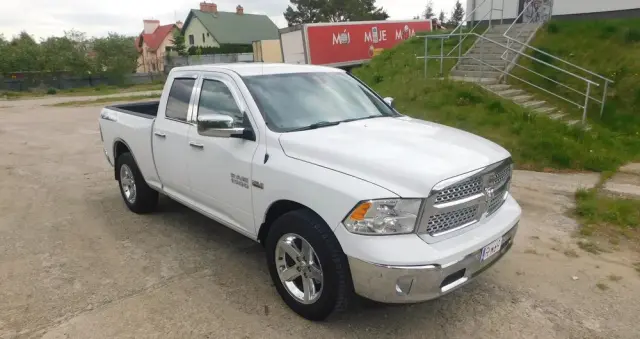DODGE RAM 5.7 4x4