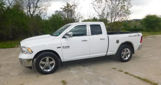 DODGE RAM 5.7 4x4