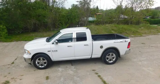 DODGE RAM 5.7 4x4