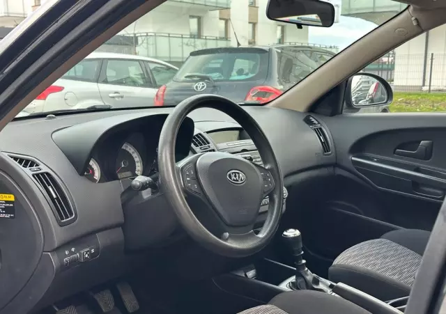 KIA Ceed Cee'd 1.6 Comfort