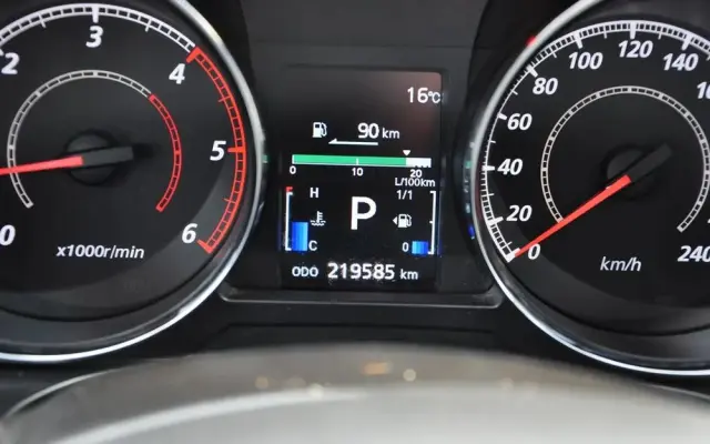 MITSUBISHI ASX 2.2 DI-D 4WD Automatik Comfort Edition