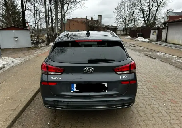 HYUNDAI I30 