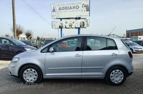 VOLKSWAGEN Golf Plus 