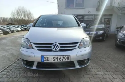 VOLKSWAGEN Golf Plus 