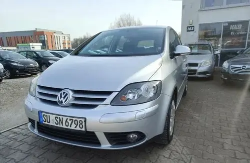 VOLKSWAGEN Golf Plus 