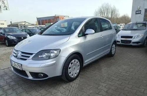 VOLKSWAGEN Golf Plus 