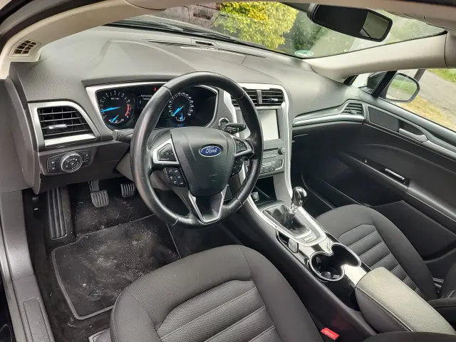 FORD Mondeo Titanium