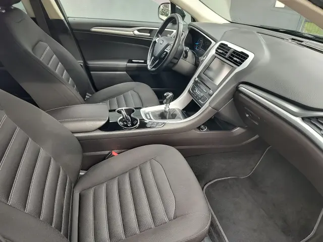 FORD Mondeo Titanium