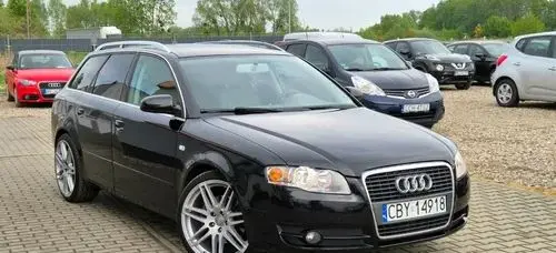 AUDI A4 