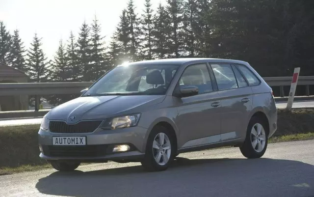 SKODA Fabia 