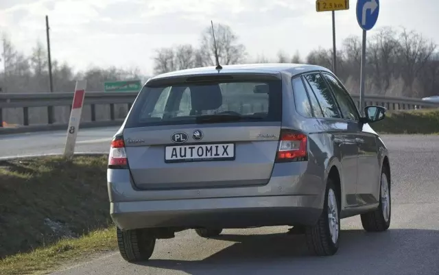 SKODA Fabia 