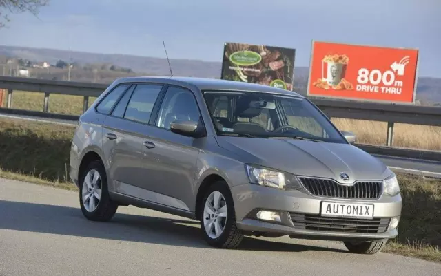 SKODA Fabia 