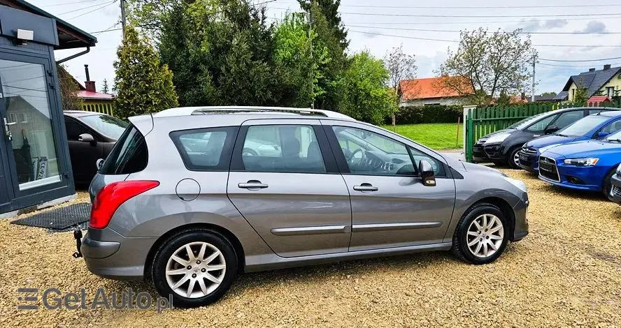 PEUGEOT 308 1.6 Premium Plus