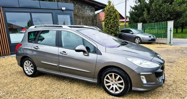PEUGEOT 308 1.6 Premium Plus
