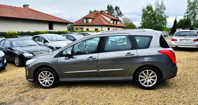 PEUGEOT 308 1.6 Premium Plus