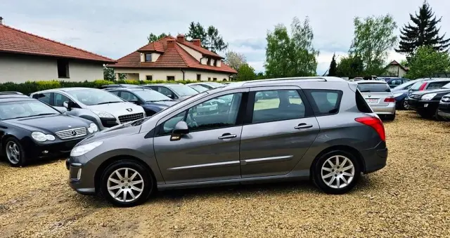 PEUGEOT 308 1.6 Premium Plus