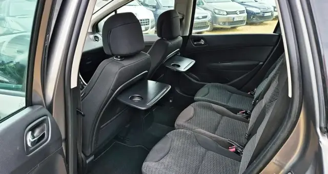 PEUGEOT 308 1.6 Premium Plus