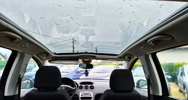 PEUGEOT 308 1.6 Premium Plus