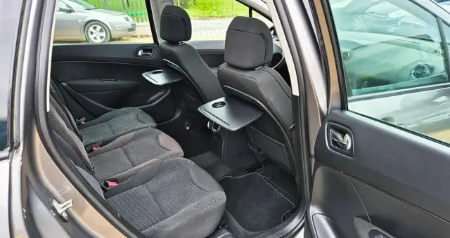 PEUGEOT 308 1.6 Premium Plus