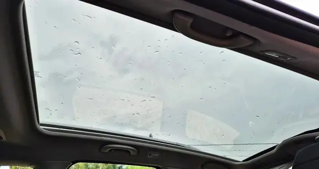 PEUGEOT 308 1.6 Premium Plus