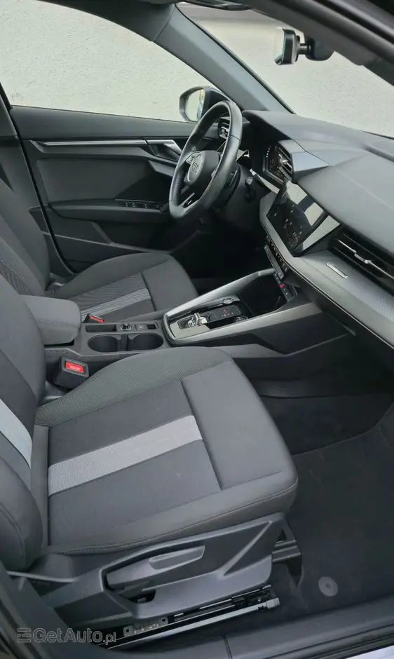 AUDI A3 Sportback 35 TFSI mHEV Edition One S tronic