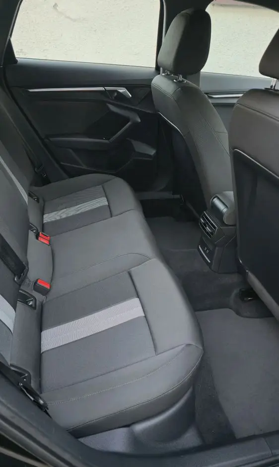 AUDI A3 Sportback 35 TFSI mHEV Edition One S tronic