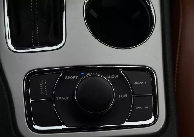 JEEP Grand Cherokee Gr 6.4 V8 SRT8