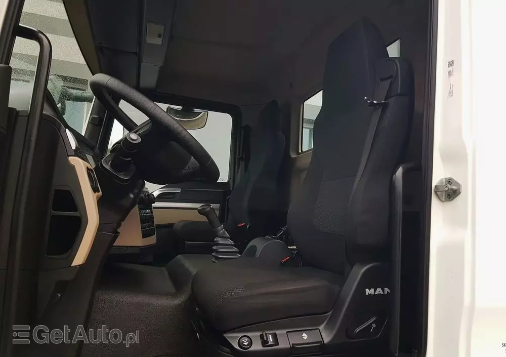 MAN TGL 12.220 HAKOWIEC 4x2 KLIMA DO KONTENERÓW MANUAL 