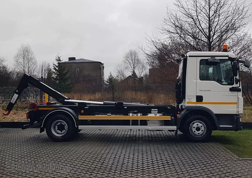 MAN TGL 12.220 HAKOWIEC 4x2 KLIMA DO KONTENERÓW MANUAL 