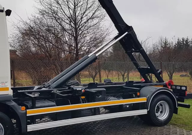 MAN TGL 12.220 HAKOWIEC 4x2 KLIMA DO KONTENERÓW MANUAL 