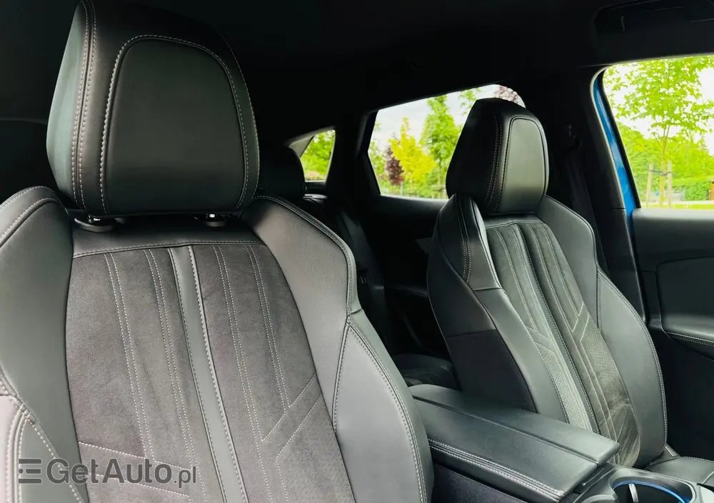 PEUGEOT 3008 BlueHDi 130 Stop & Start EAT8 GT Pack