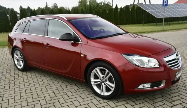 OPEL Insignia 
